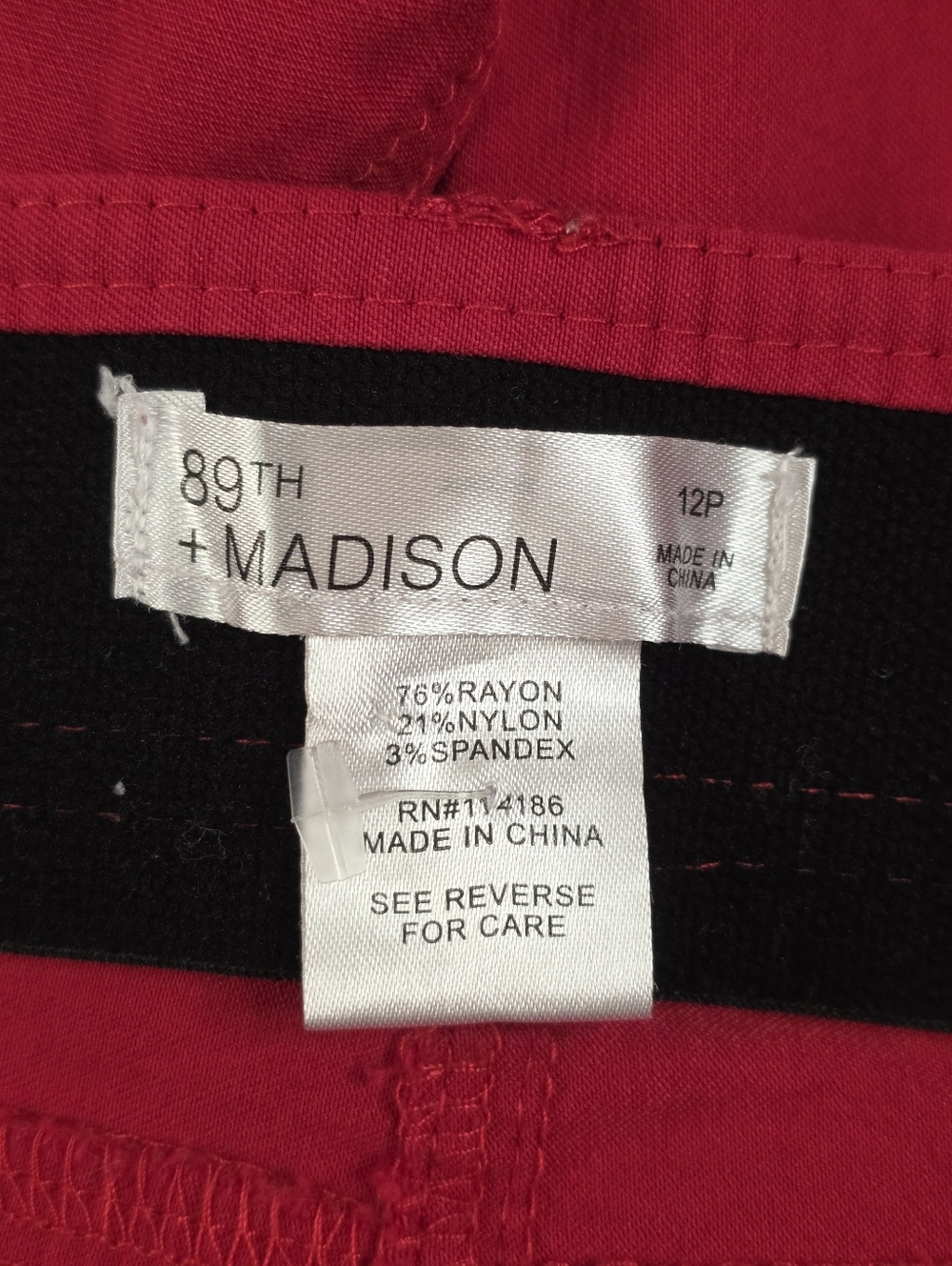 89th + Madison Red Pull-On Stretch Capri Pants Petite 12P Spring Summer Retro - Picture 5 of 6